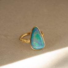 Load image into Gallery viewer, Gold Vein — Australian Opal Ring