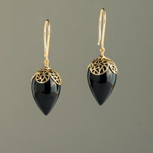 Load image into Gallery viewer, Onxy Rain drop earrings