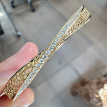 Load image into Gallery viewer, Möbius Diamond Bracelet
