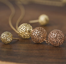 Load image into Gallery viewer, Three Gold Colors Bubble Necklace