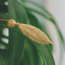 Load image into Gallery viewer, Cocoon Pendant