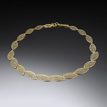 Load image into Gallery viewer, Leaf Necklace