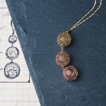 Load image into Gallery viewer, Three Gold Colors Bubble Necklace
