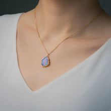 Load image into Gallery viewer, Australian crystal opal necklace
