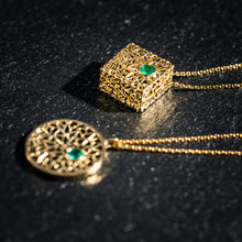 Load image into Gallery viewer, Gold box pendant with emerald
