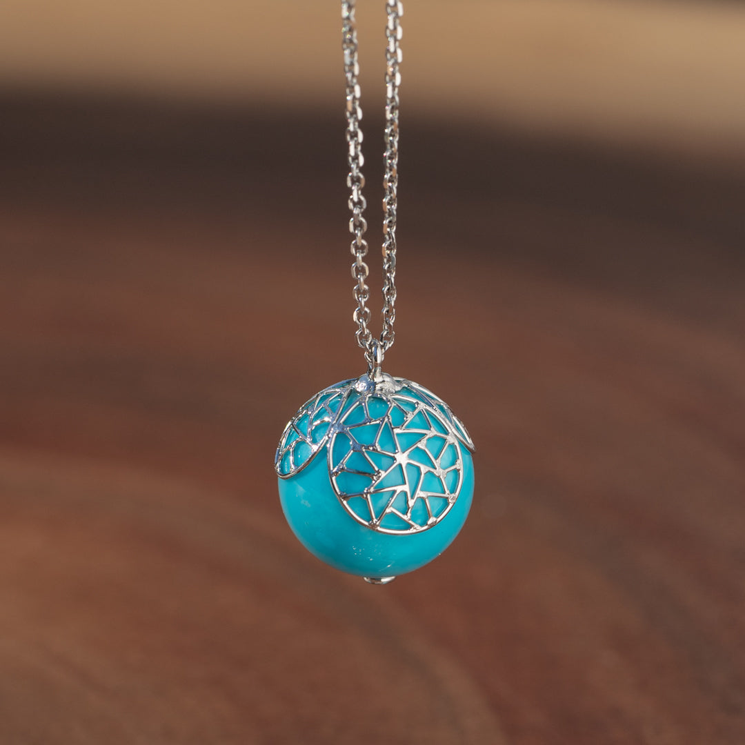 Turquoise Necklace I (Sleeping beauty)