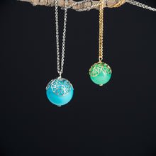 Load image into Gallery viewer, Chrysoprase pendent with gold Petals
