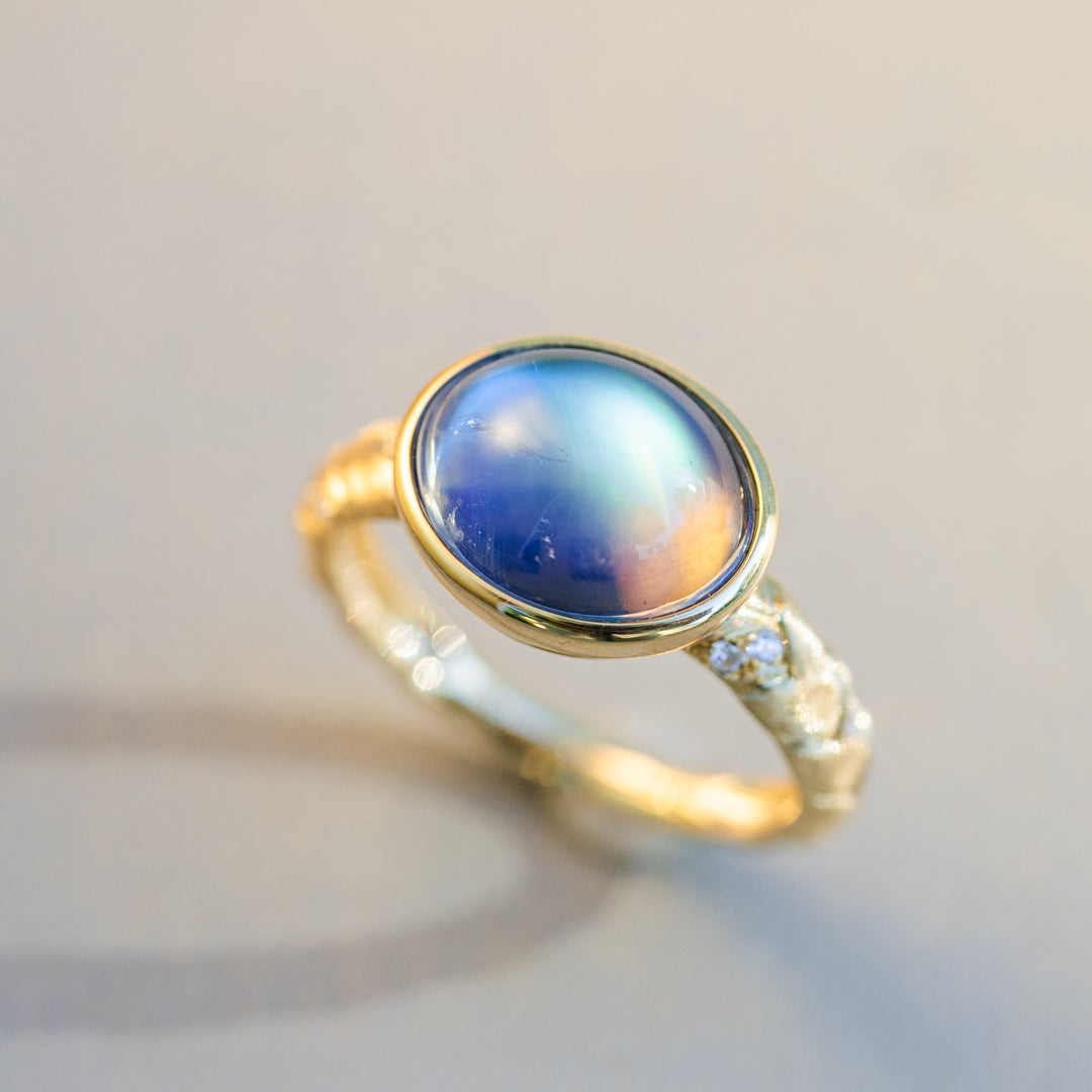 Golden Veins — Moonstone