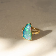 Load image into Gallery viewer, Gold Vein — Australian Opal Ring
