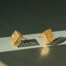 Load image into Gallery viewer, Product title Box earrings with diamonds
