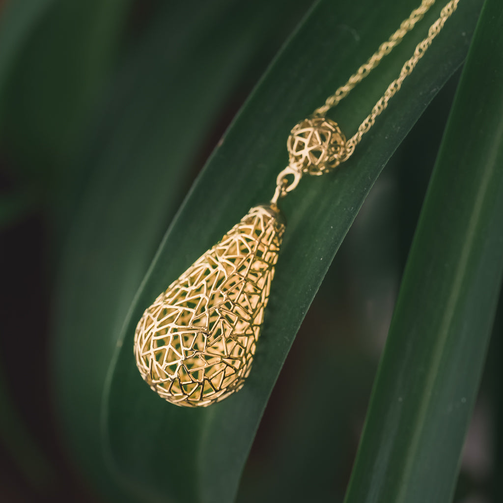 Gold  Raindrop Necklace