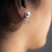 Load image into Gallery viewer, Southsea Pearls Earring with platinum
