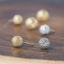 Load image into Gallery viewer, Bubble Studs Earrings - Platinum-medium
